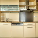 Locelot Premium 2 Floor Near O2 Arena براغ