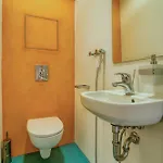Locelot Premium 2 Floor Near O2 Arena *