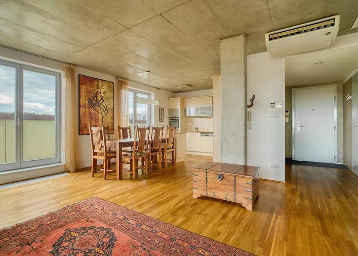 Locelot Premium 2 Floor Near O2 Arena *