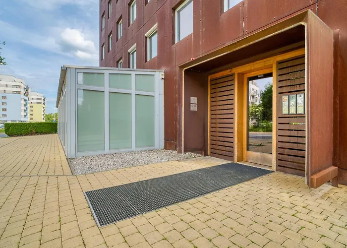 Locelot Premium 2 Floor Near O2 Arena *