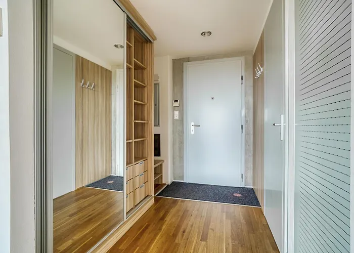 Locelot Premium 2 Floor Near O2 Arena Apartamento Praga