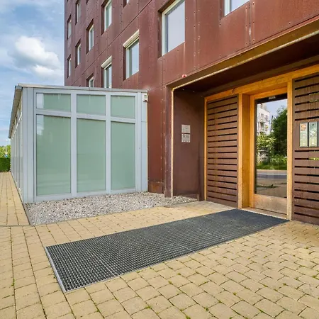 Locelot Premium 2 Floor Near O2 Arena *