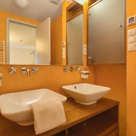 Apartament Locelot Premium 2 Floor Near O2 Arena