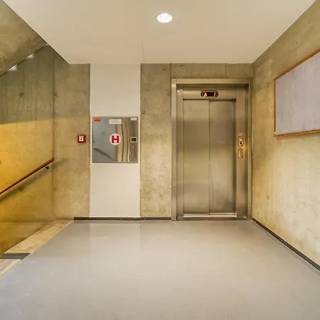 Locelot Premium 2 Floor Near O2 Arena Apartament *